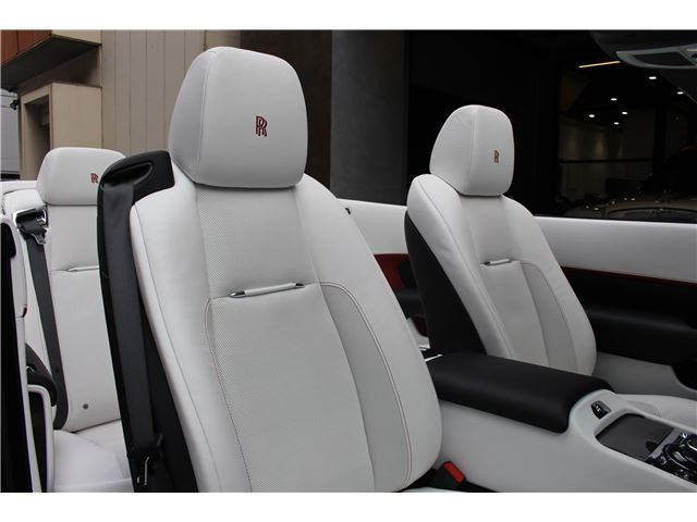 2020 ロールスロイス ドーン ブラックバッジ auction photo 15