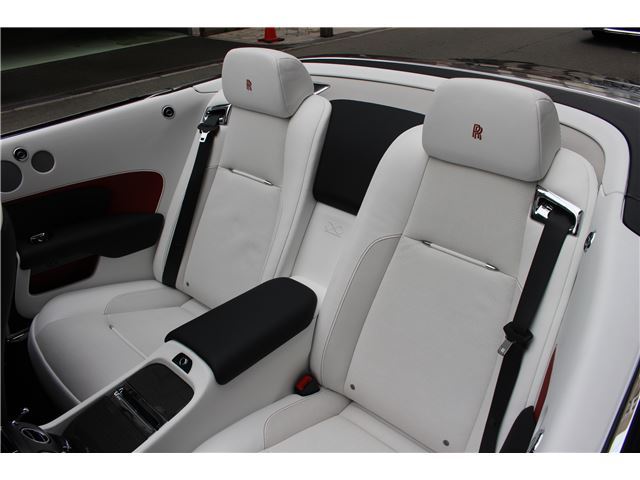 2020 ロールスロイス ドーン ブラックバッジ auction photo 18