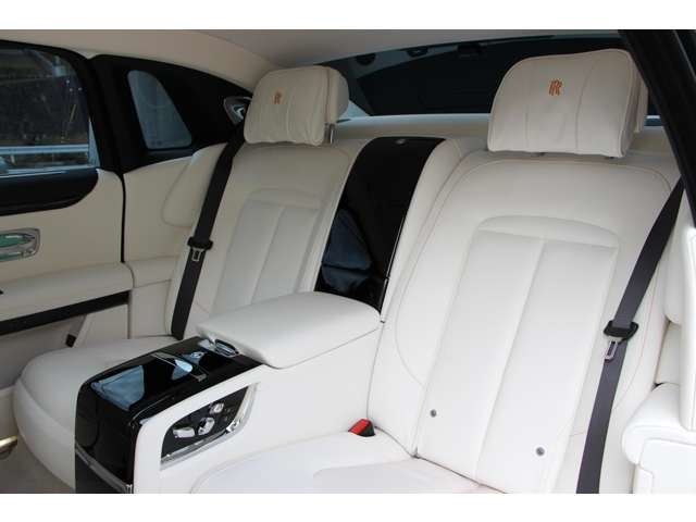 2024 Rolls-Royce ゴースト Extended 4WD auction photo 44