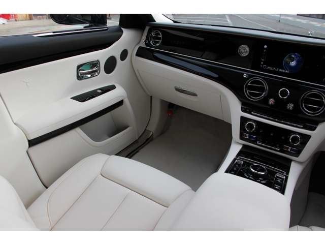 2024 Rolls-Royce ゴースト Extended 4WD auction photo 22