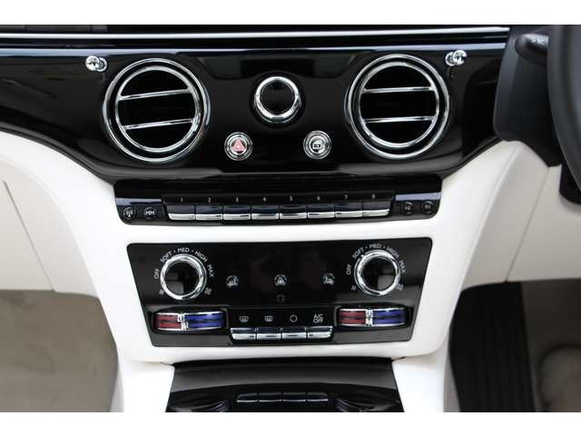 2024 Rolls-Royce ゴースト Extended 4WD auction photo 25