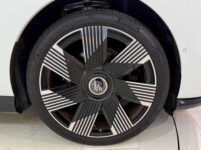 2025 Rolls-Royce スペクター Base grade auction photo 42