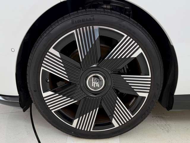 2025 Rolls-Royce スペクター Base grade auction photo 41