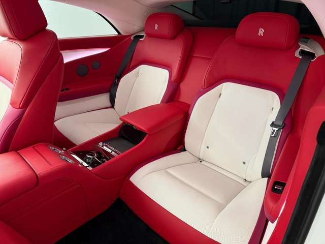 2025 Rolls-Royce スペクター Base grade auction photo 23
