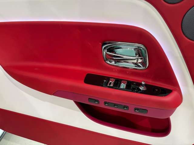 2025 Rolls-Royce スペクター Base grade auction photo 28