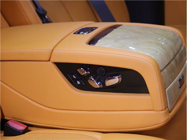 2018 ロールスロイス ファントム ビスポークINT・スターヘッドライナー・OP1600万程 auction photo 11