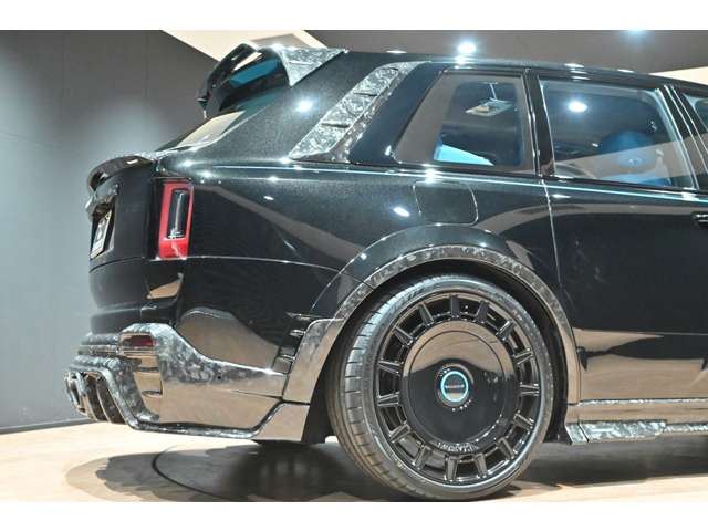 2025 Rolls-Royce ブラックバッジカリナン 6.75 4WD auction photo 17