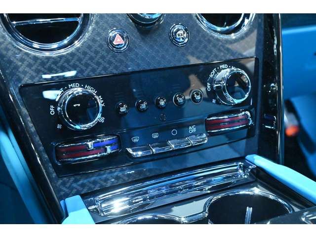 2025 Rolls-Royce ブラックバッジカリナン 6.75 4WD auction photo 51