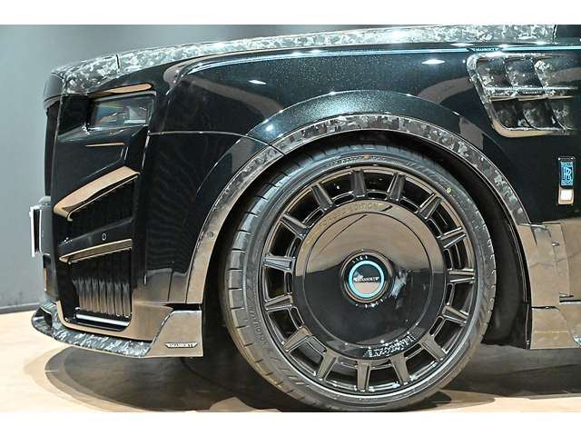 2025 Rolls-Royce ブラックバッジカリナン 6.75 4WD auction photo 16
