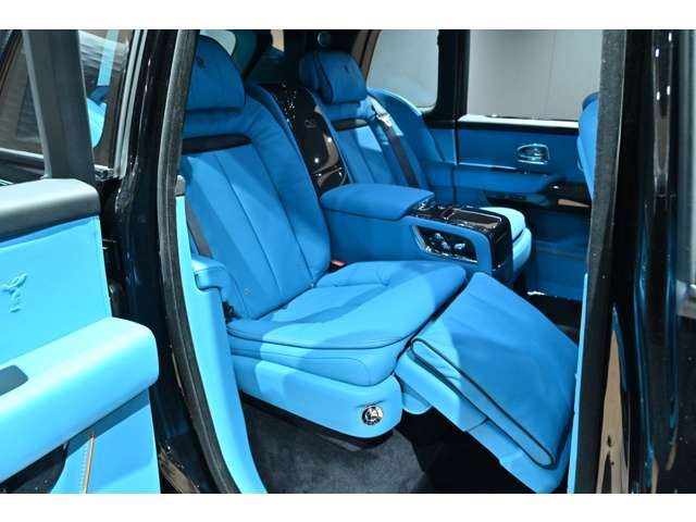 2025 Rolls-Royce ブラックバッジカリナン 6.75 4WD auction photo 23