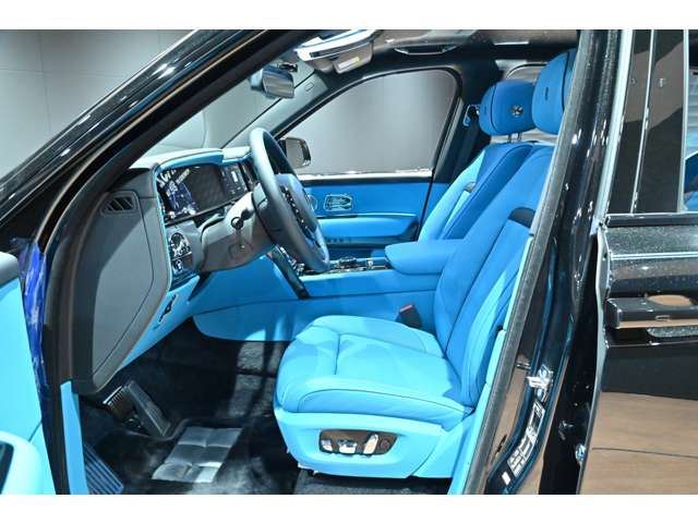 2025 Rolls-Royce ブラックバッジカリナン 6.75 4WD auction photo 22