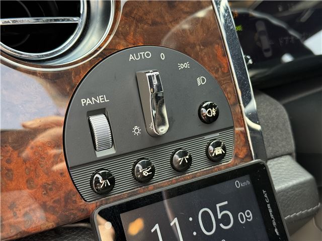 2015 ロールスロイス ゴーストII ベースグレード AIS検査済 RRアンブレラ2本 ブラックレザーインテリア auction photo 52