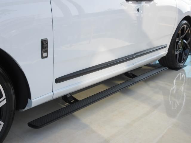 2025 Rolls-Royce カリナン Black Badge Series II auction photo 6