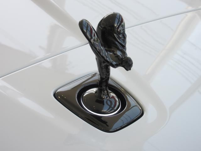 2025 Rolls-Royce カリナン Black Badge Series II auction photo 4