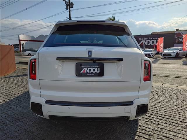2025 Rolls-Royce CULLINAN Base grade auction photo 9
