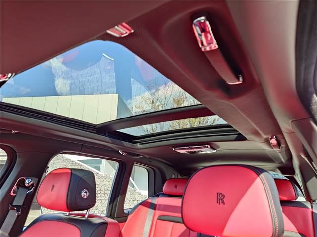 2025 Rolls-Royce CULLINAN Base grade auction photo 17