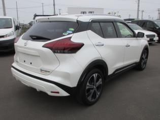 2021 Nissan Kicks e-POWER X ツートーンインテリア auction photo 2