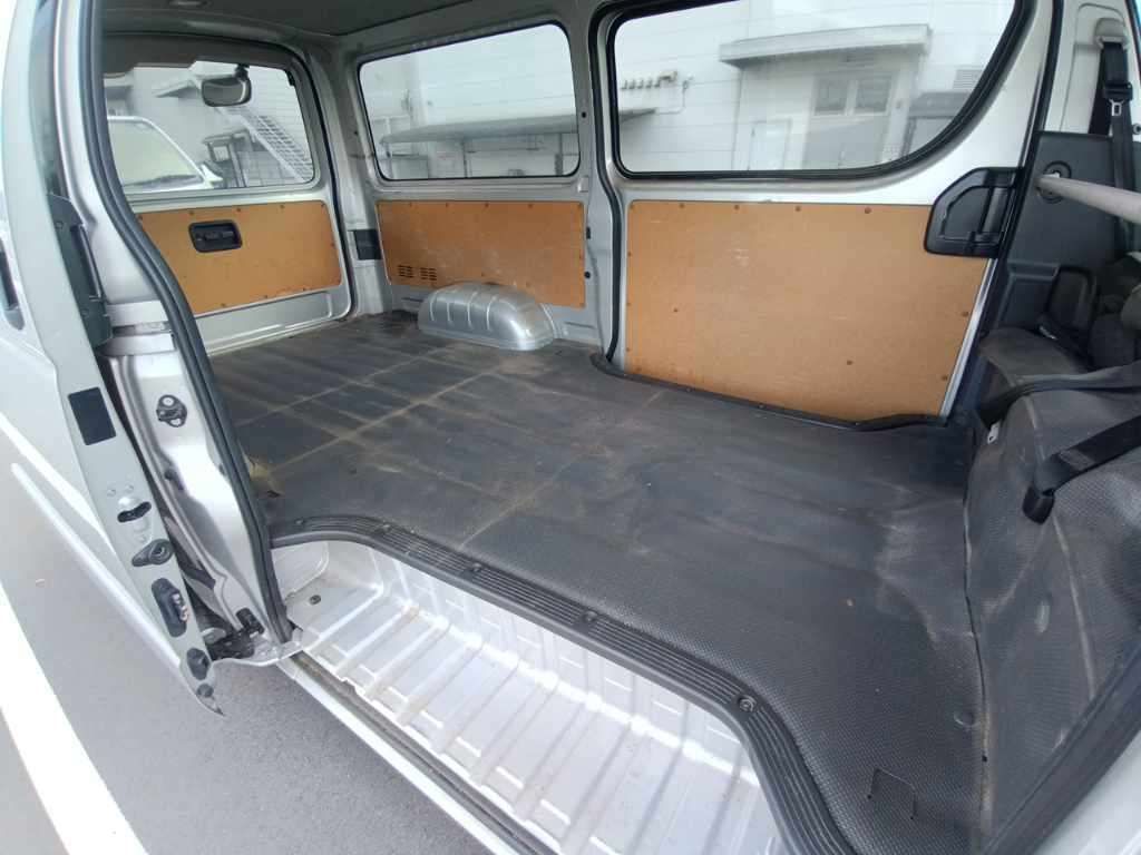 2021 Toyota Hiace DX auction photo 12