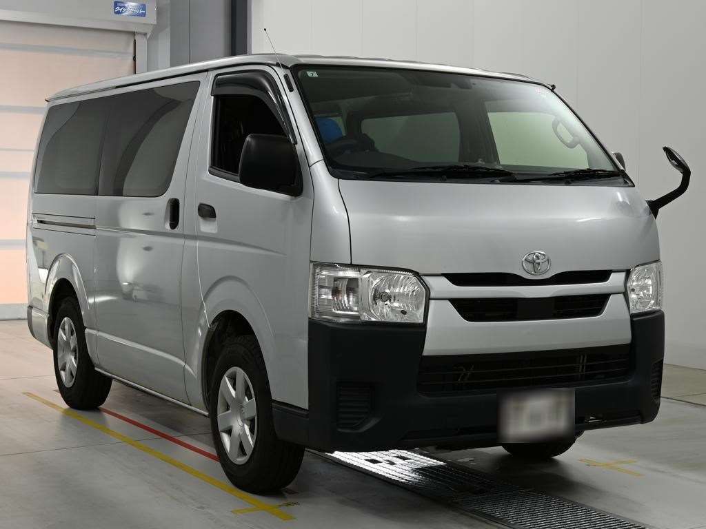 2021 Toyota Hiace DX auction photo 5