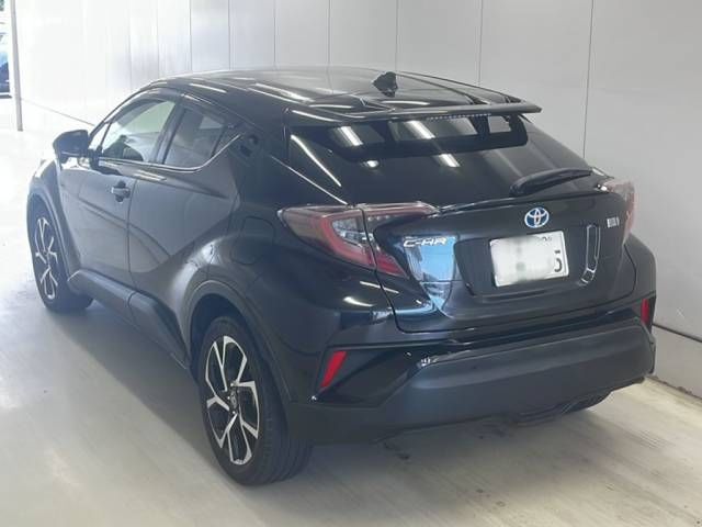 2017 Toyota C-HR G auction photo 3