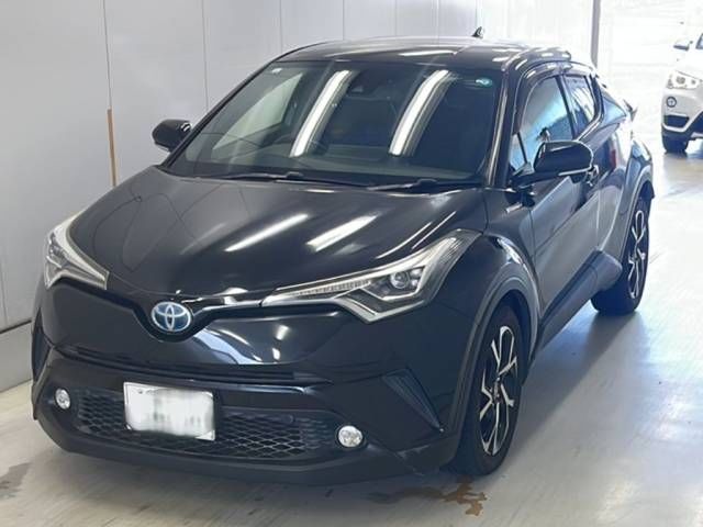 2017 Toyota C-HR G Japan auction vehicle