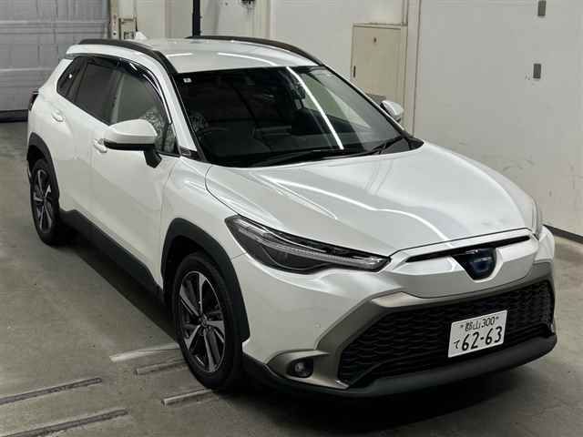 Japan Auction Vehicles 10 2022 Toyota Corolla Cross ハイブリッドZ auction photo