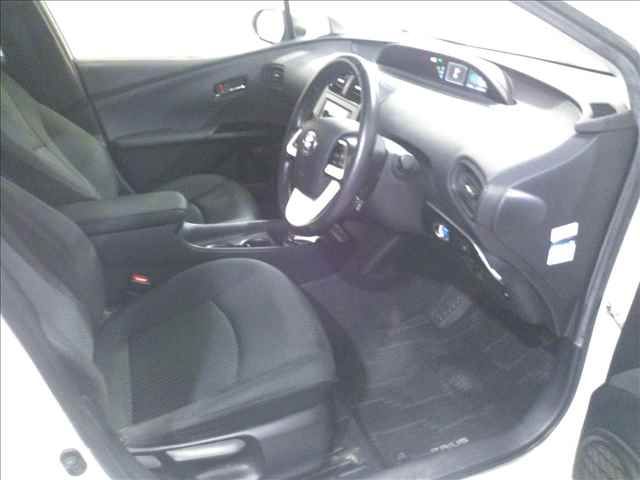 2016 Toyota Prius S auction photo 4
