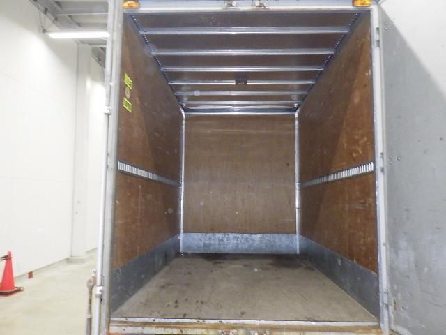 2001 Mitsubishi Fuso Canter Van auction photo 4