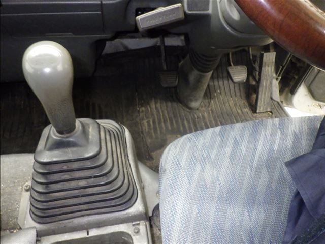 1995 Mitsubishi Fuso Canter 車輛運搬車 auction photo 7