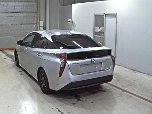 2015 Toyota Prius A auction photo 2
