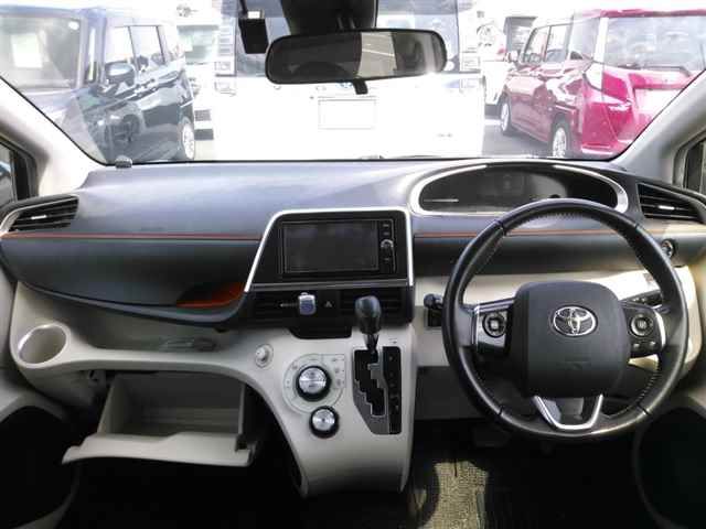 2018 Toyota Sienta G auction photo 8