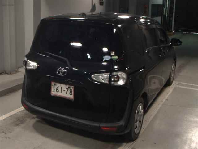 2018 Toyota Sienta G auction photo 5