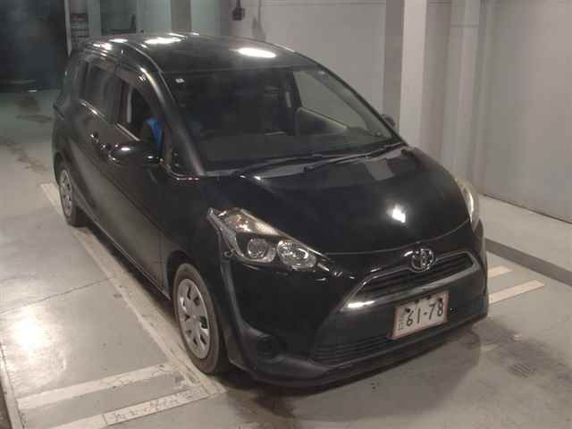 Japan Auction Vehicles 12 2018 Toyota Sienta G auction photo