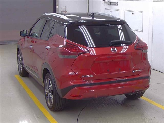 2021 Nissan Kicks X auction photo 2