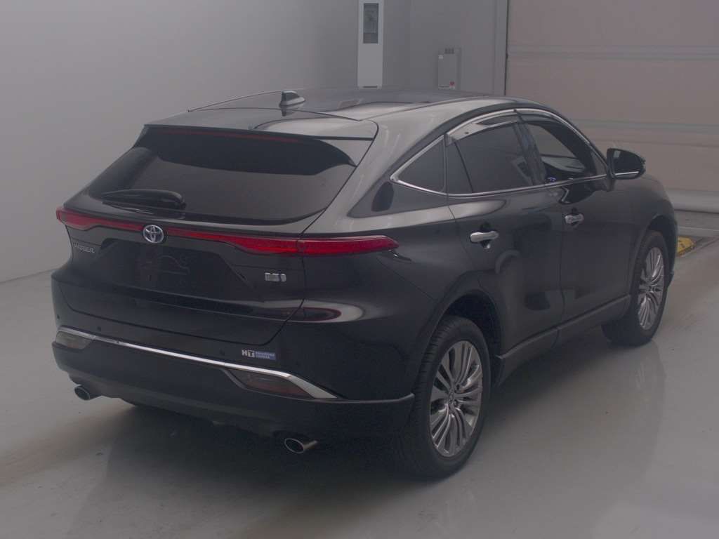 2021 Toyota Harrier Z 4WD auction photo 2