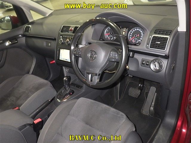 2013 Volkswagen VW ゴルフトゥーラン TSI Comfortline auction photo 3