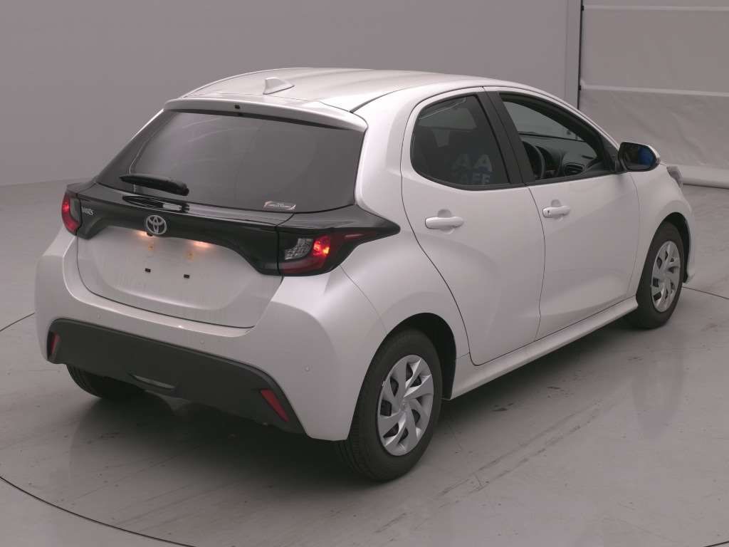 2026 Toyota Yaris X auction photo 2