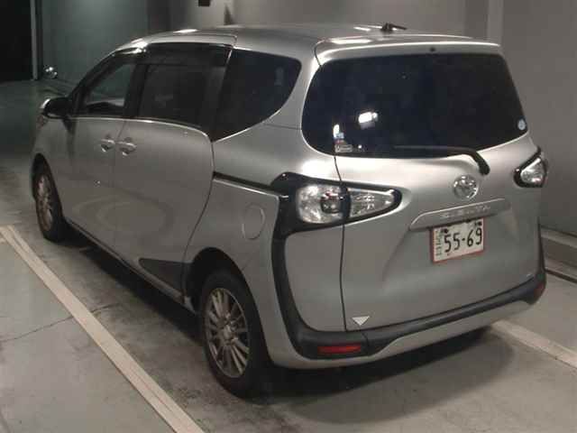 2016 Toyota Sienta G auction photo 2