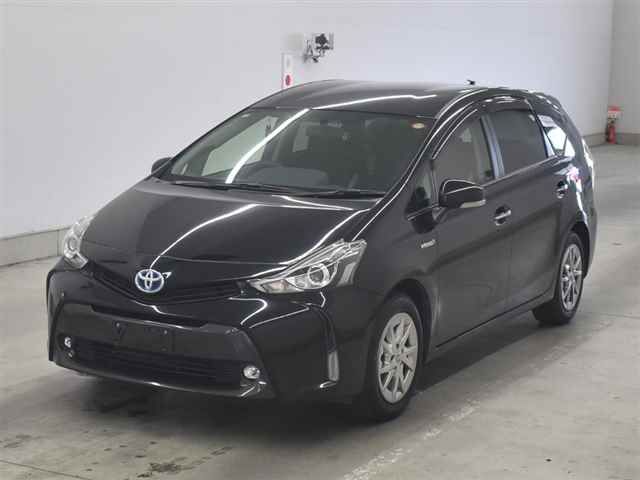 2016 Toyota Prius Alpha S-Tune Black 2 auction photo 4