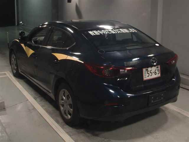 2016 Mazda Axela キョウシュウシャ auction photo 2