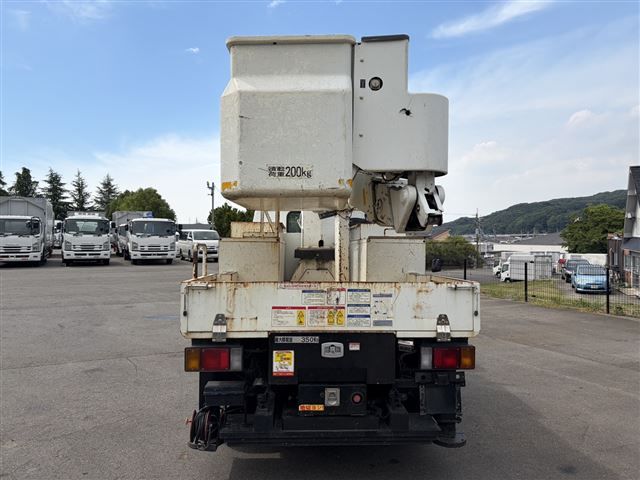 2013 Isuzu Elf Aerial work platform auction photo 3