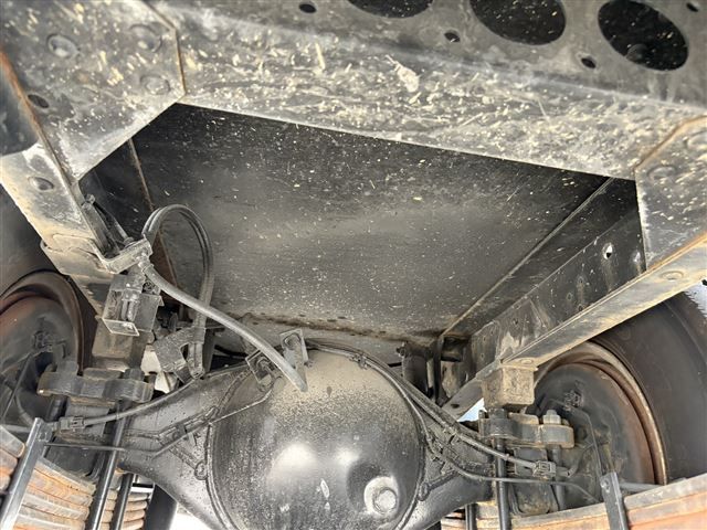 2013 Isuzu Elf Aerial work platform auction photo 8
