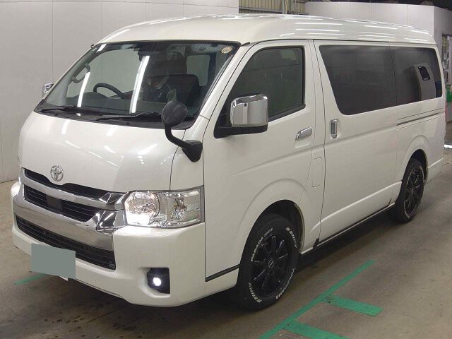 2024 Toyota Hiace GL 4WD auction photo 4