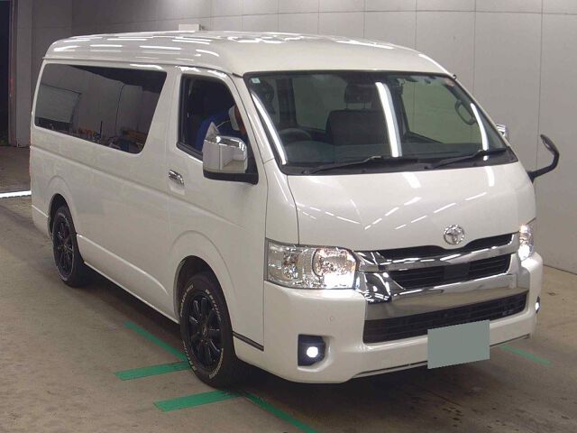 2024 Toyota Hiace GL 4WD Japan auction vehicle