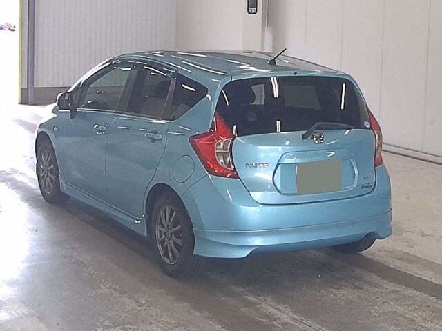 2013 Nissan Note エアロスタイル auction photo 2