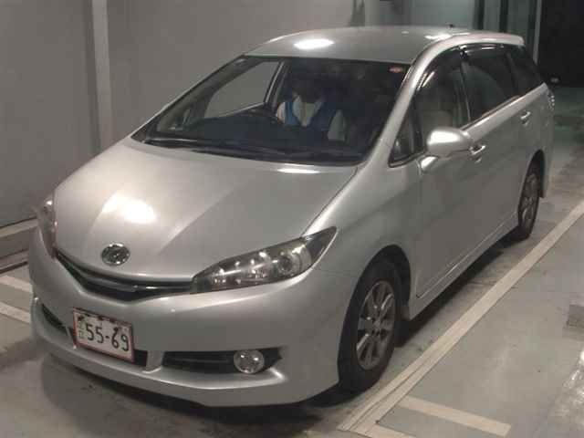 2015 Toyota Wish 1.8G auction photo 4