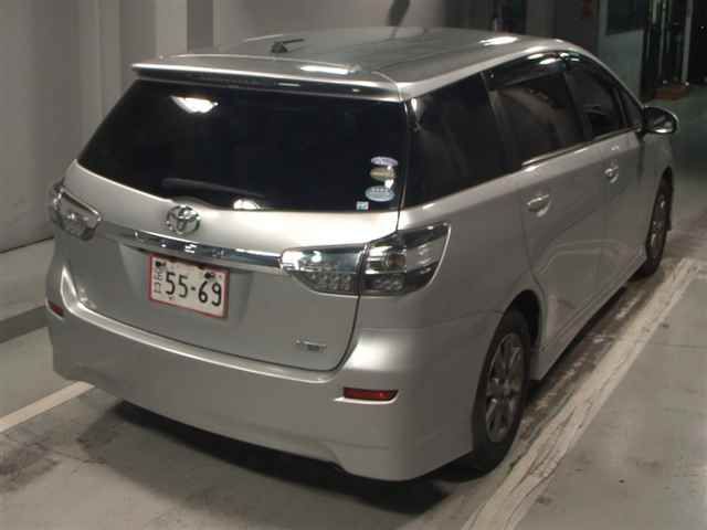 2015 Toyota Wish 1.8G auction photo 5