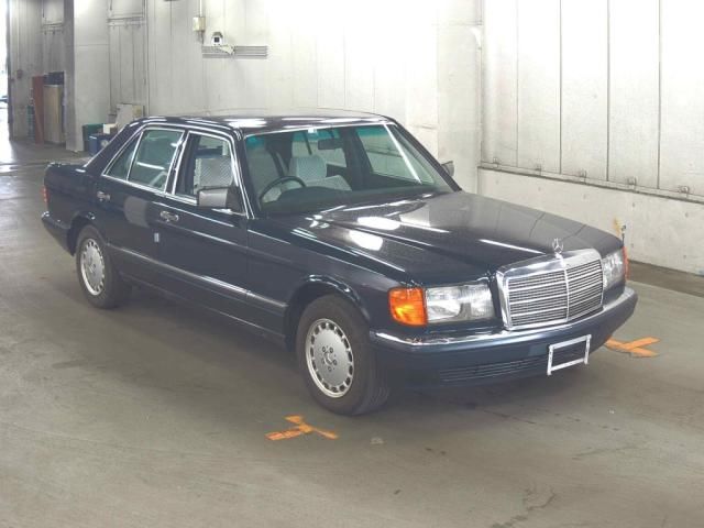 1990 Mercedes-Benz 300 SE Japan auction vehicle