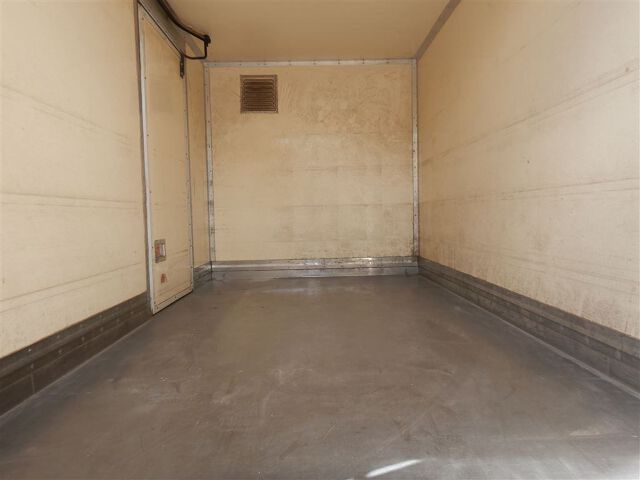 2012 Isuzu Elf auction photo 6