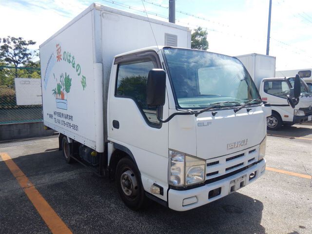2012 Isuzu Elf Japan auction vehicle